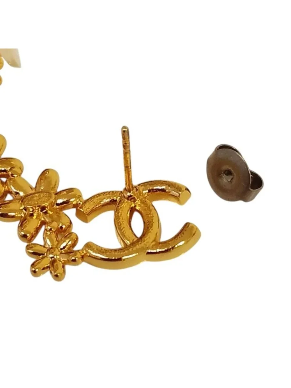 Chanel CC Logo Flower Motif Earrings Gold